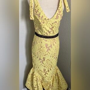 L'Atiste by Amy Yellow and Black Eyelet SZ S used a couple of times small defect